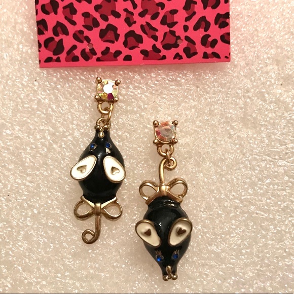 Betsey Johnson mouse earrings - Picture 3 of 4